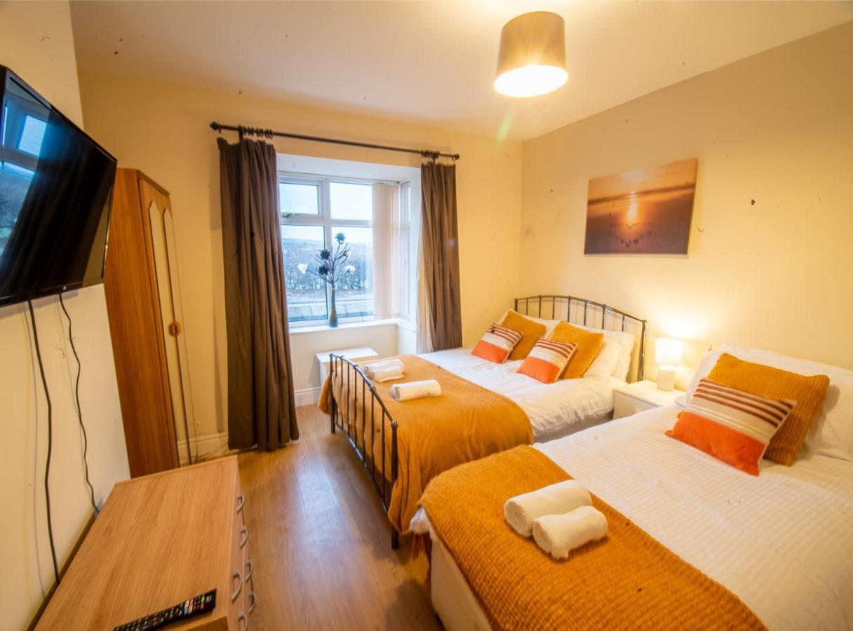 Отель Staveley House Экстерьер фото
